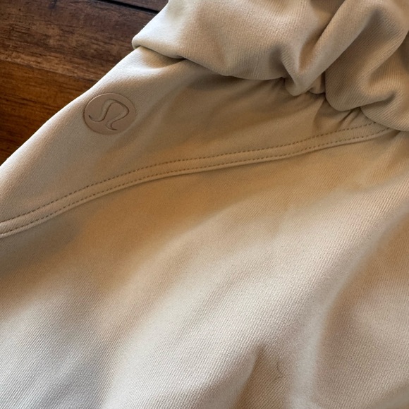 Lululemon On The Fly Pants Beige Size 4 | Lightweight Travel Joggers - Picture 3 of 4